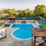 Maxim With Private Pool & Tennis Court Halikounas