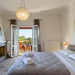 ヴィラ Maxim With Private Pool & Tennis Court Halikounas