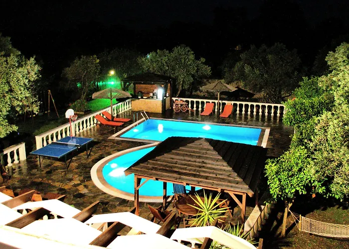 Maxim With Private Pool & Tennis Court * Halikounas