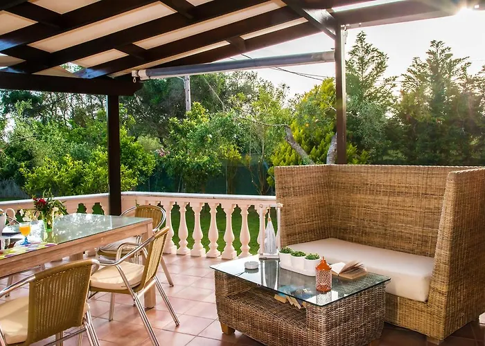Maxim With Private Pool & Tennis Court