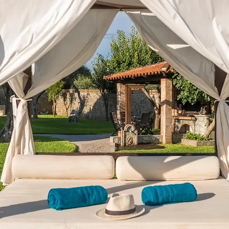 Villa Maxim With Private Pool & Tennis Court *