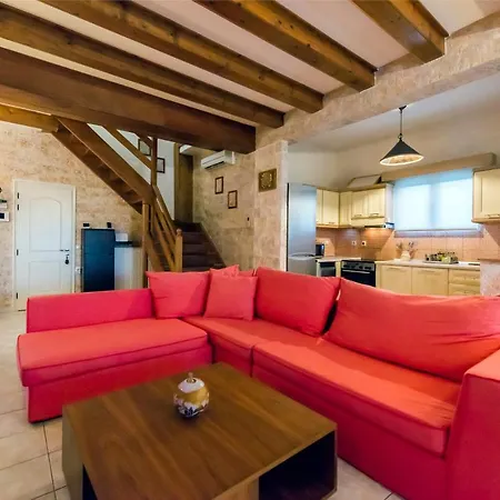 Villa Maxim With Private Pool & Tennis Court *