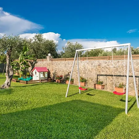 Villa Maxim With Private Pool & Tennis Court *