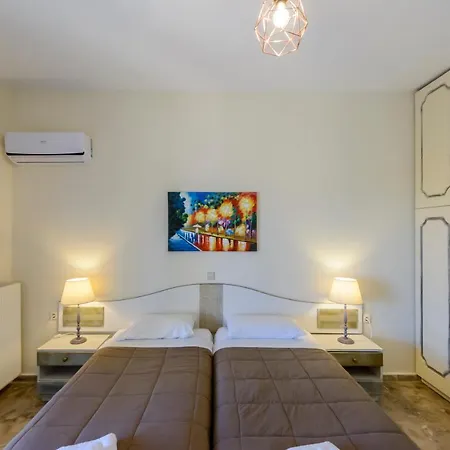 Villa Maxim With Private Pool & Tennis Court Villa Halikounas