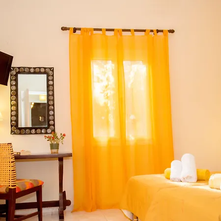 Villa Villa Maxim With Private Pool & Tennis Court Halikounas