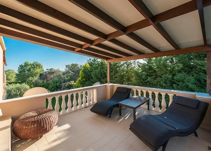 빌라 Maxim With Private Pool & Tennis Court Halikounas