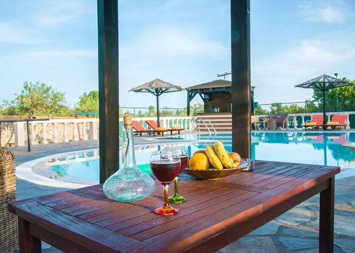 Maxim With Private Pool & Tennis Court