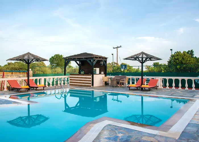 빌라 Maxim With Private Pool & Tennis Court Halikounas