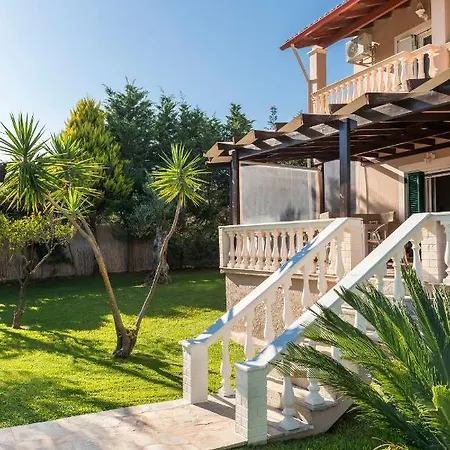 Maxim With Private Pool & Tennis Court Vila *