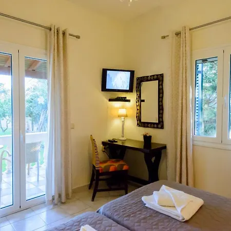 Villa Maxim With Private Pool & Tennis Court Villa
