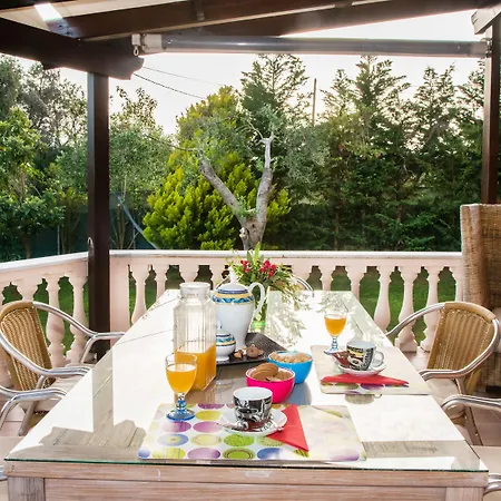 Maxim With Private Pool & Tennis Court Vila *