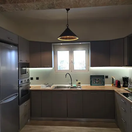 Vila Maxim With Private Pool & Tennis Court Halikounas