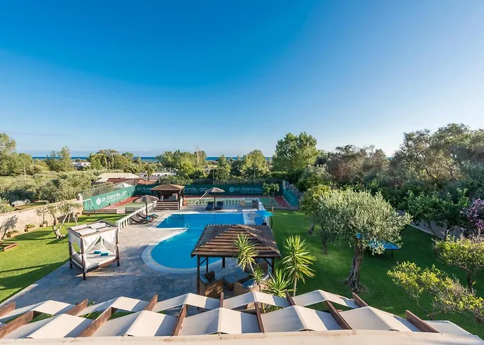Maxim With Private Pool & Tennis Court *